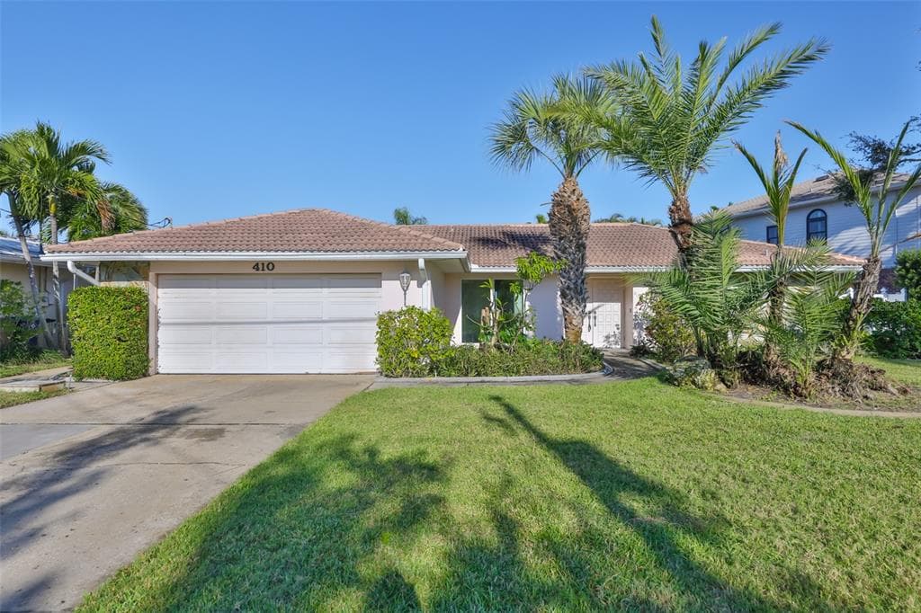 410 HARBOR DRIVE N photo 16