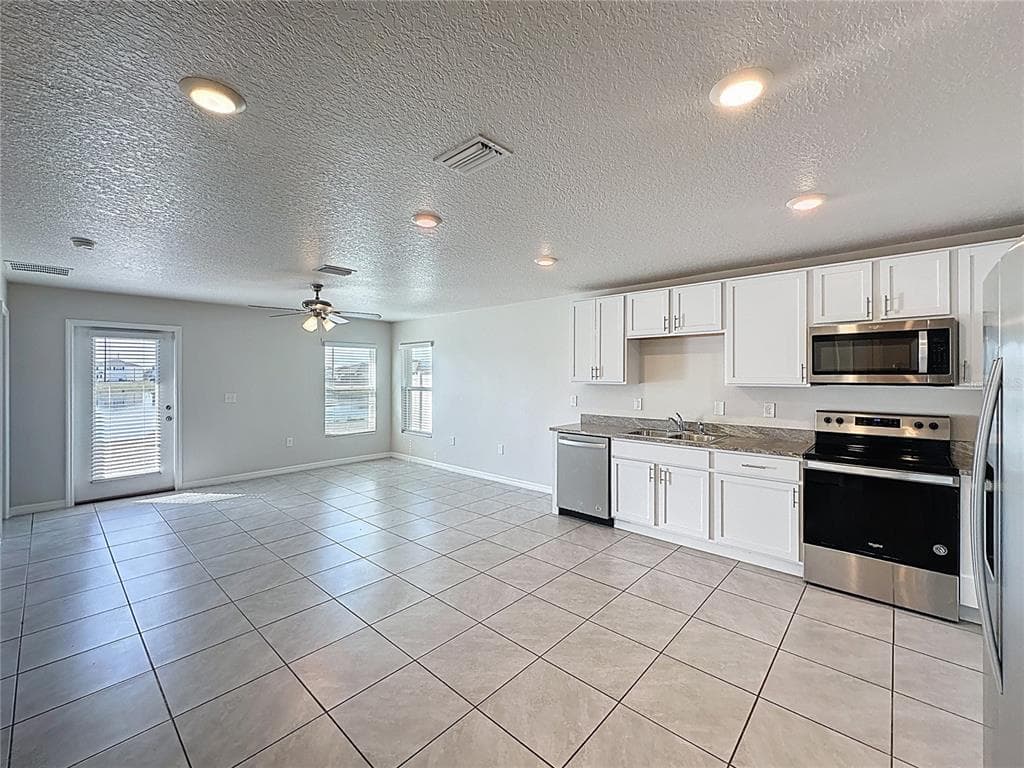 12167 HIGH ROCK WAY photo 5