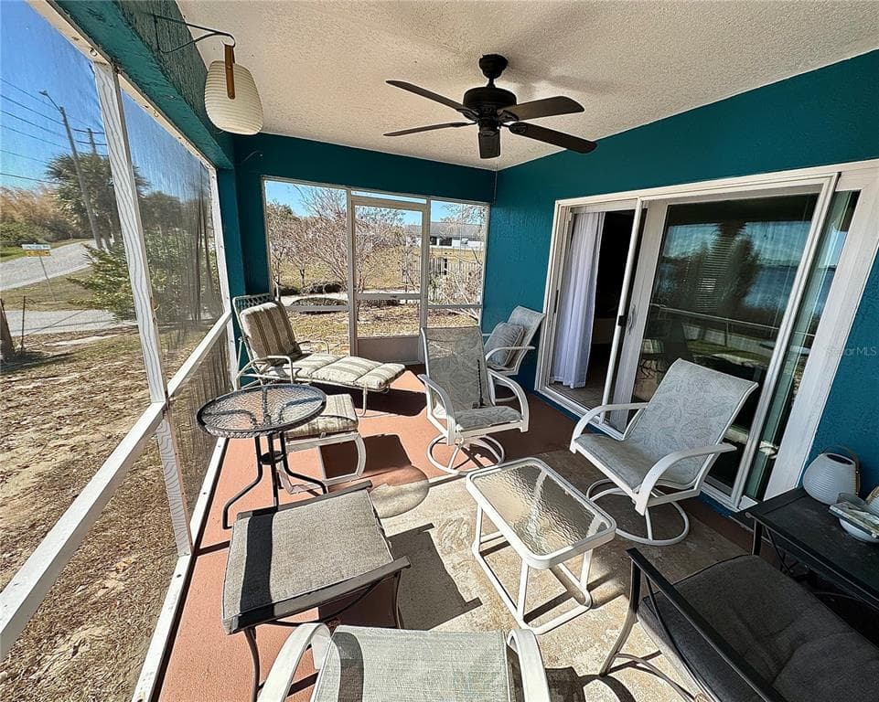 802 MARCIA LOOP photo 21