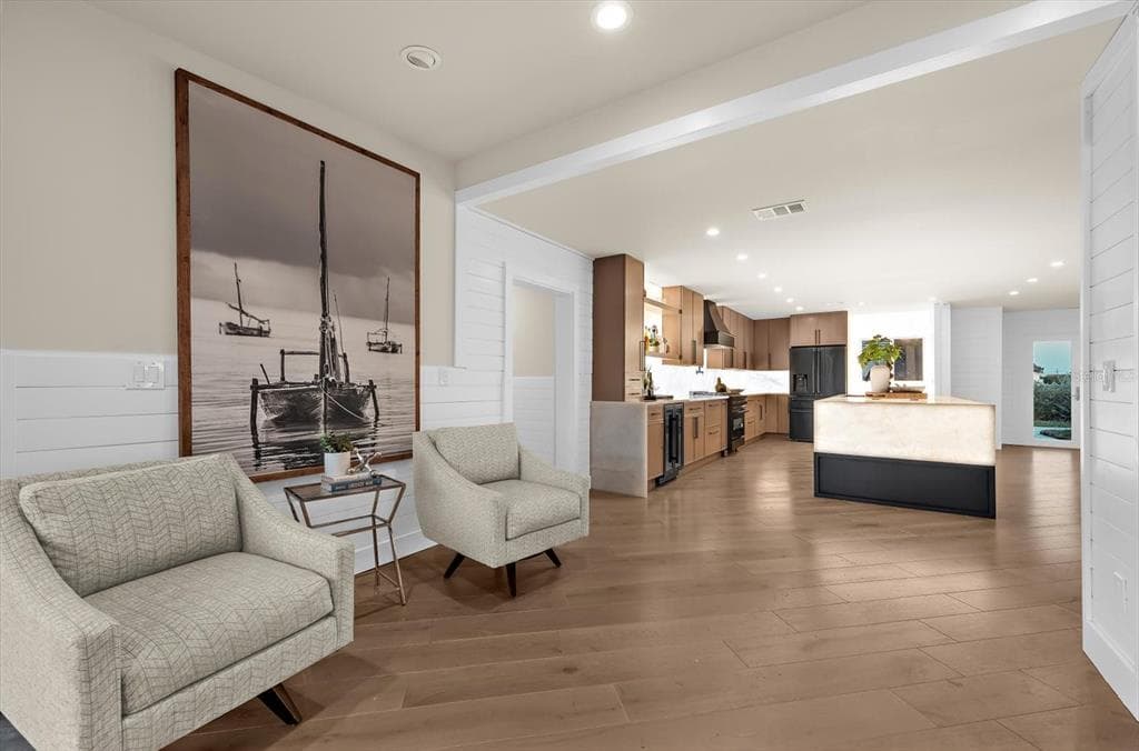 330 LEEWARD ISLAND photo 21