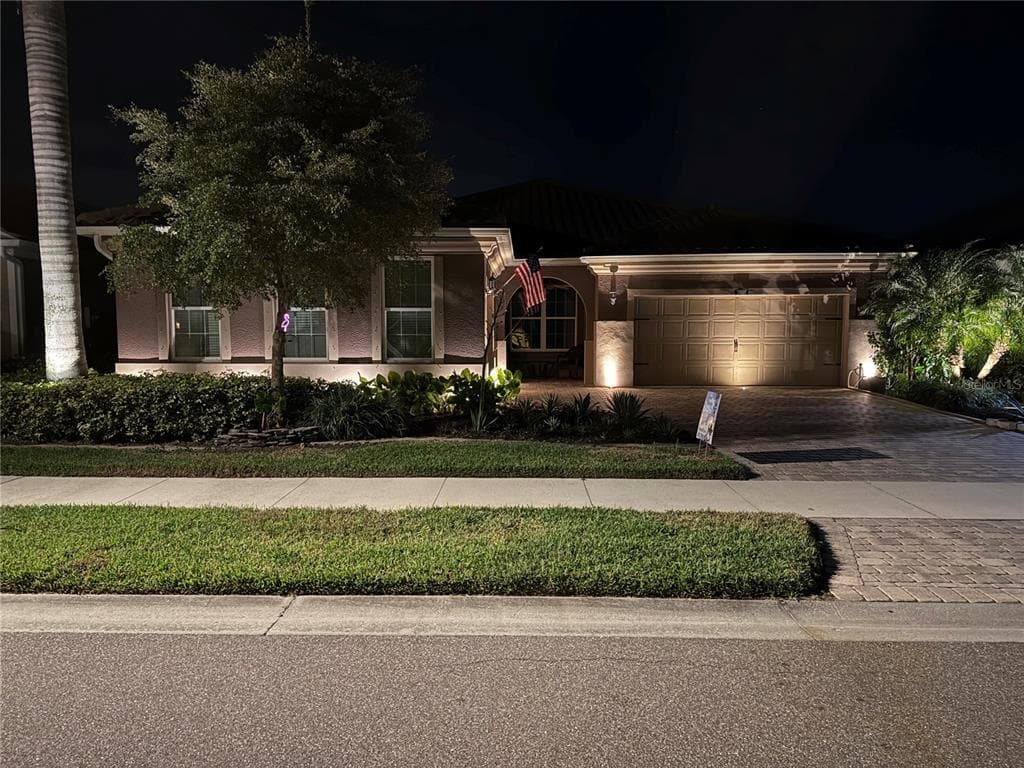11689 TAPESTRY LANE photo 6