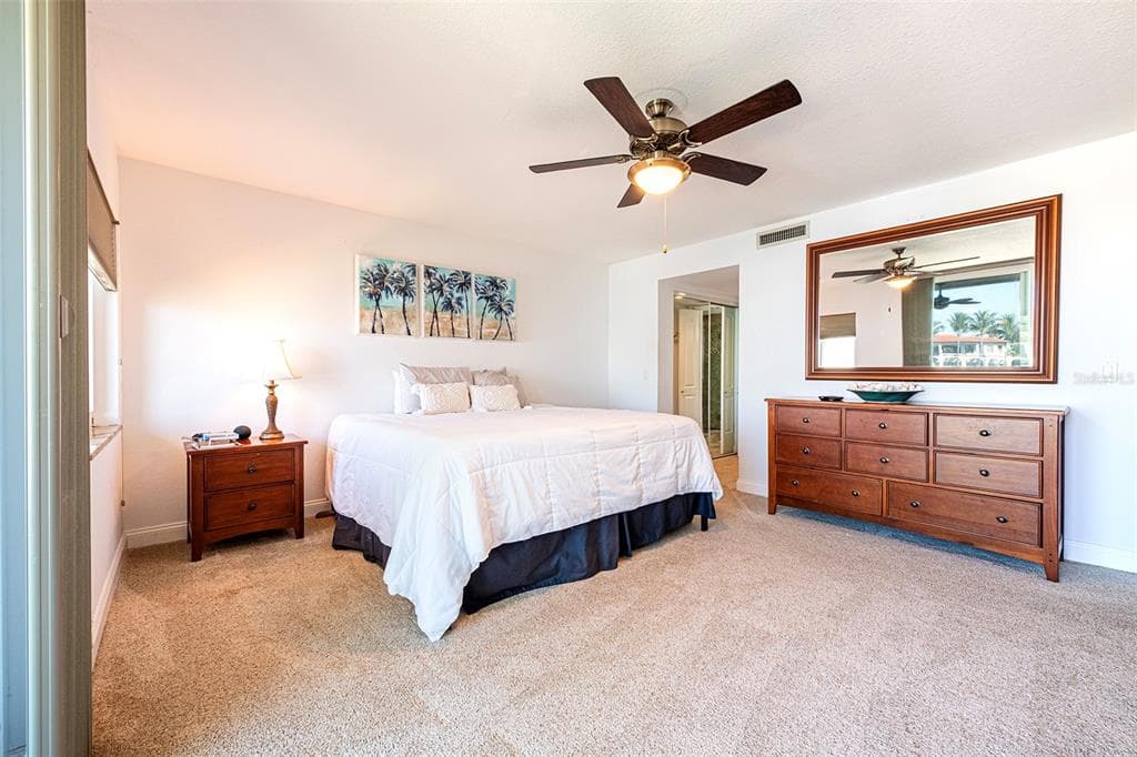 1060 PINELLAS BAYWAY S 106 photo 17