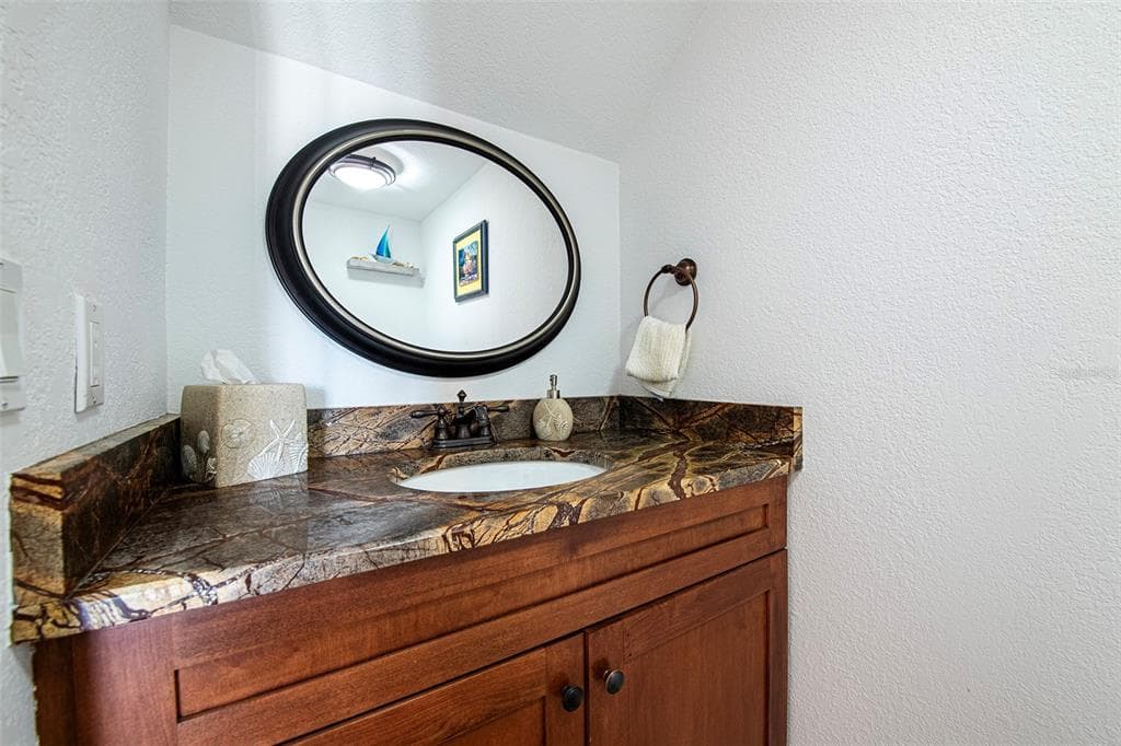 1060 PINELLAS BAYWAY S 106 photo 25