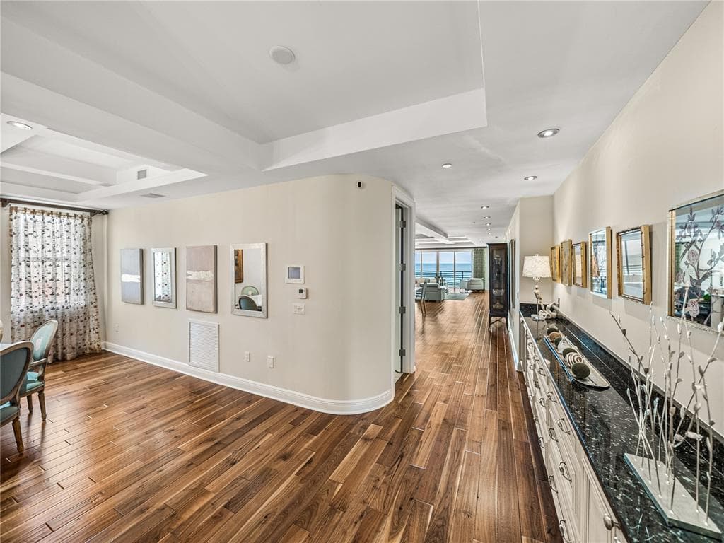 3910 GULF BOULEVARD 400 photo 14