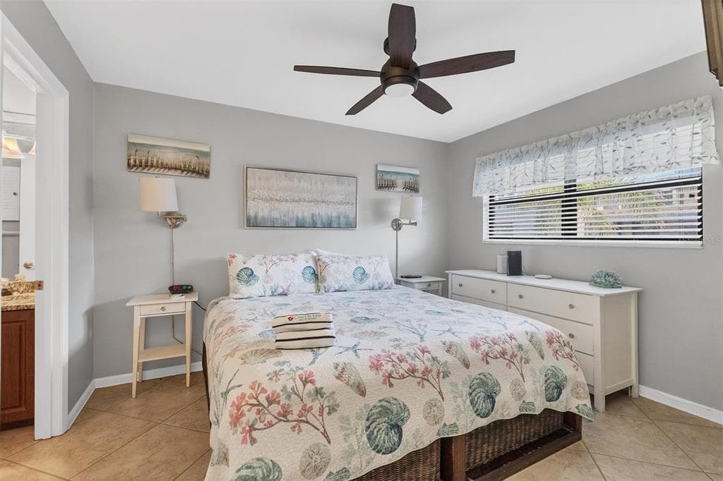 4621 GULF OF MEXICO DRIVE 10D photo 5