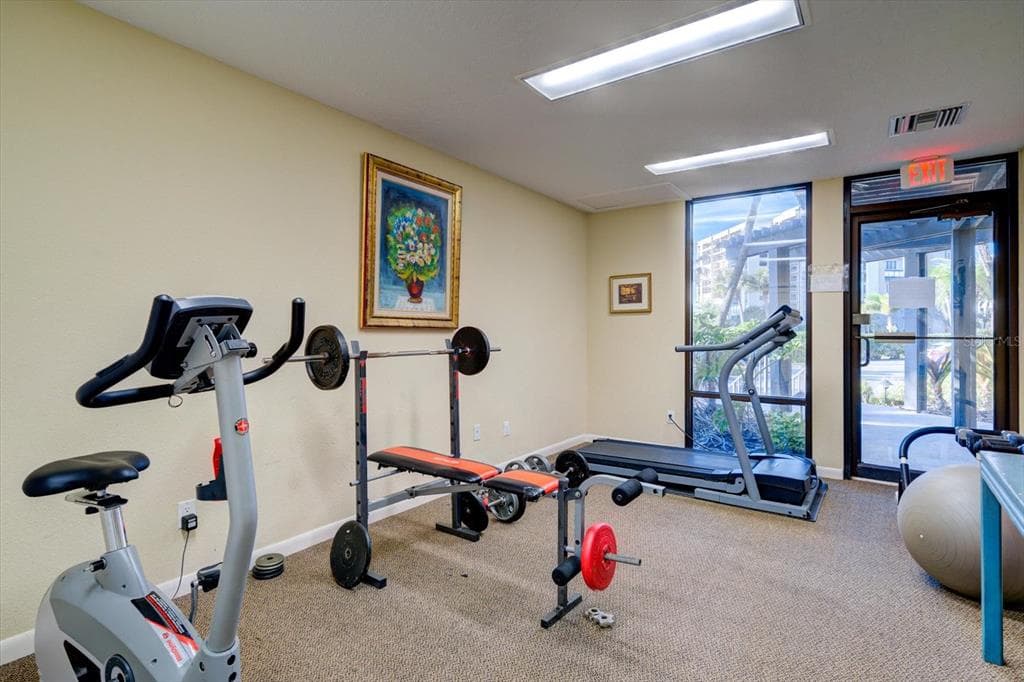 1501 GULF BOULEVARD 604 photo 20