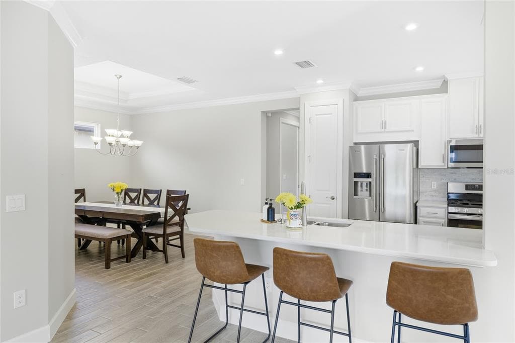 10414 INGLENOOK TERRACE photo 18