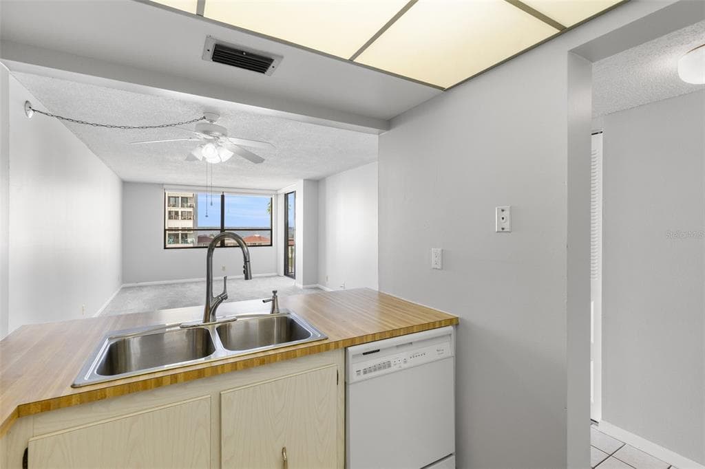 6279 SUN BOULEVARD 503 photo 6