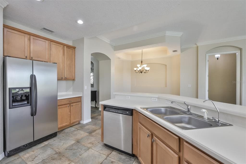 1324 EMERALD DUNES DRIVE photo 19