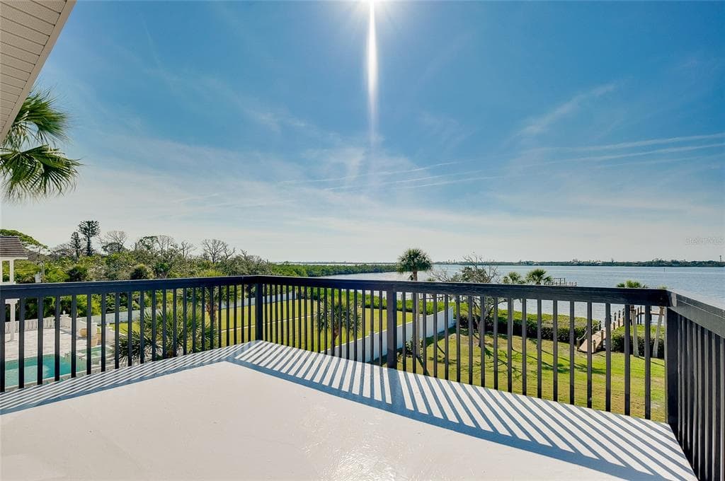 1089 BAYSHORE DRIVE photo 21