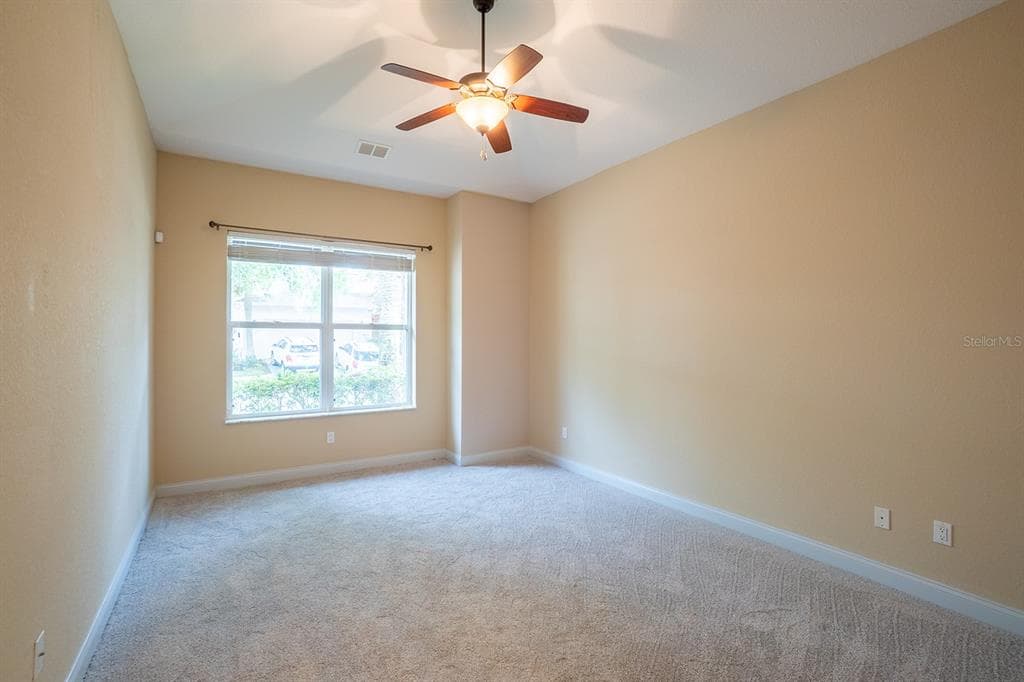79 SOUTHLAKE DRIVE photo 5