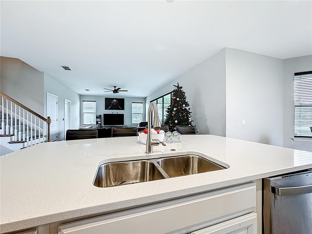 3950 CARRICK BEND DRIVE photo 16
