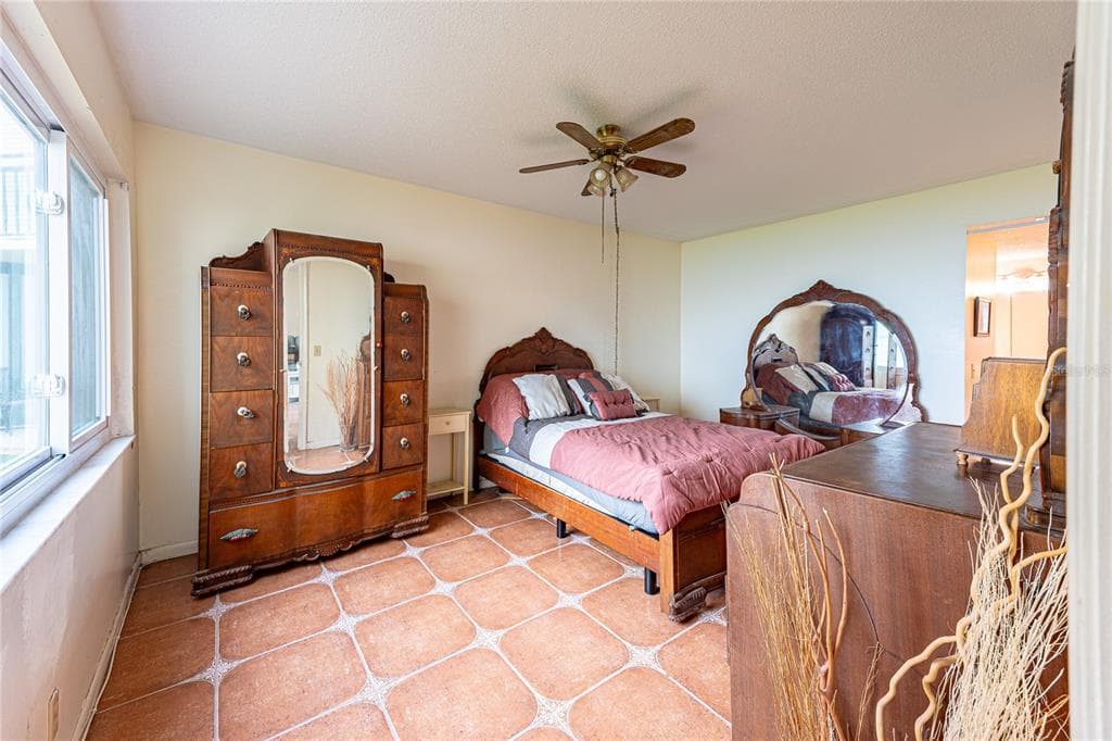 5541 PUERTA DEL SOL BOULEVARD S 116 photo 13