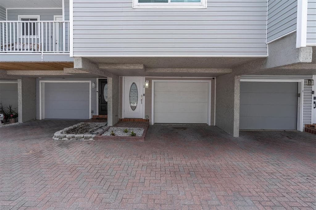 12274 1ST STREET W 2 photo 4