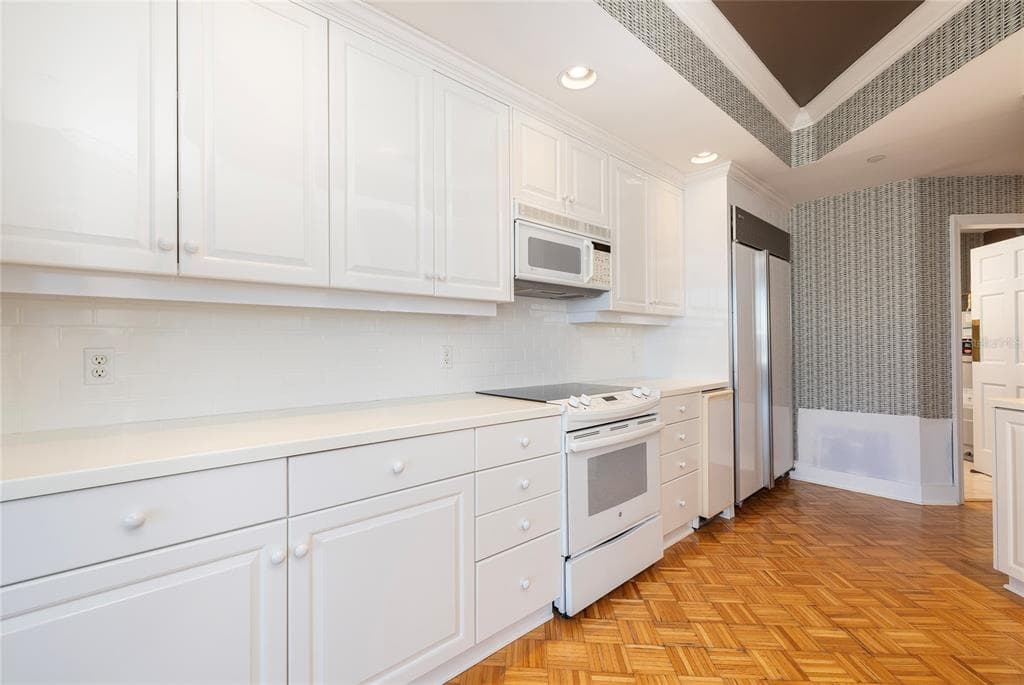 2 SEASIDE LANE 103 photo 20