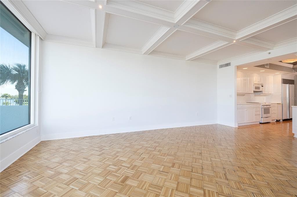 2 SEASIDE LANE 103 photo 15