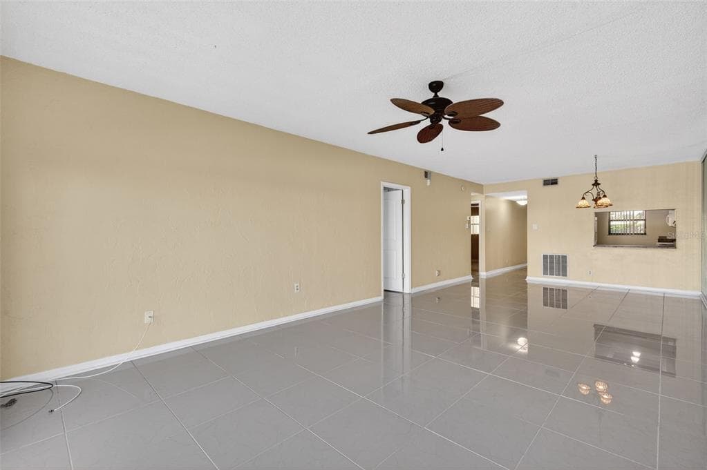 1749 S HIGHLAND AVENUE A5 photo 22