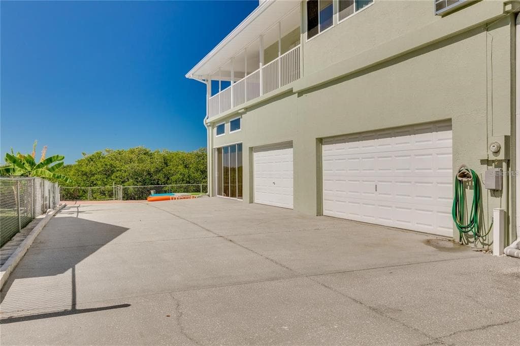 14441 BIRCH STREET photo 9