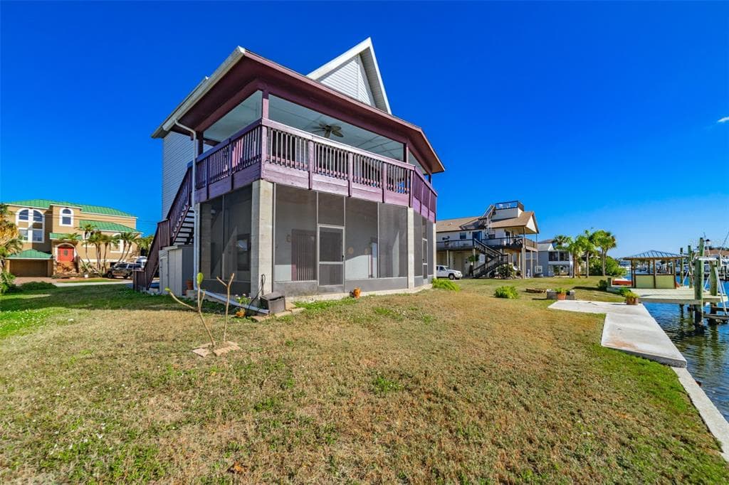 6432 DRIFTWOOD DRIVE photo 2
