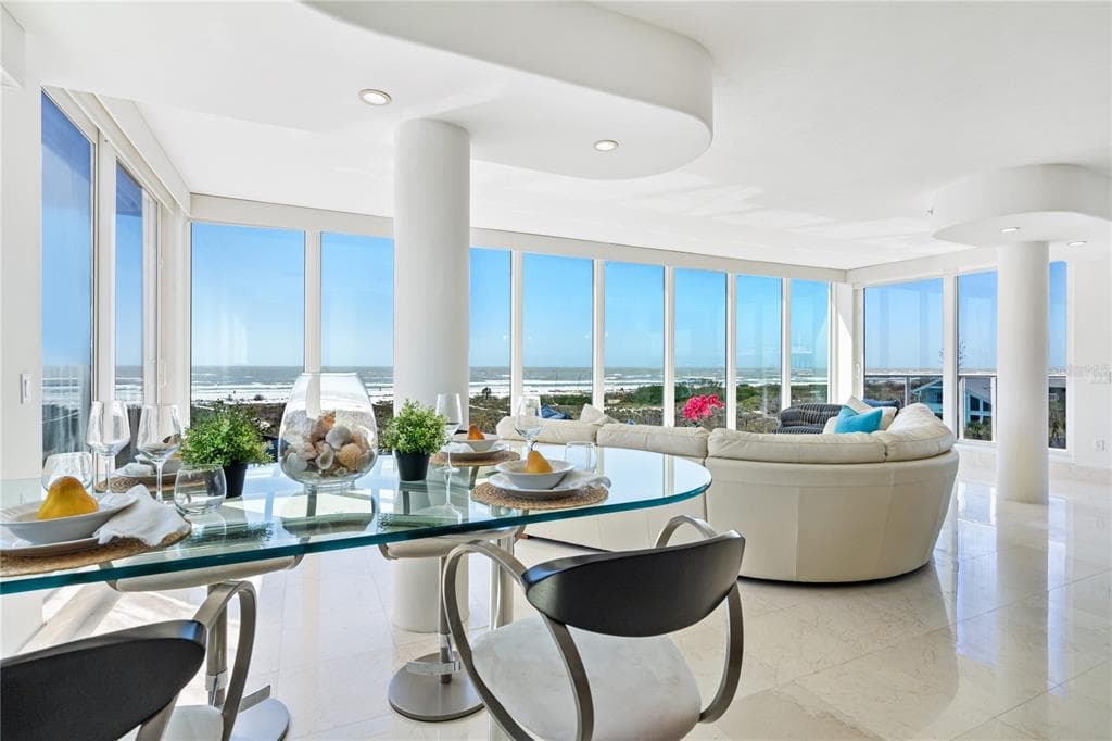 534 BEACH ROAD photo 18