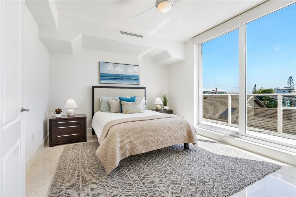 534 BEACH ROAD photo 25