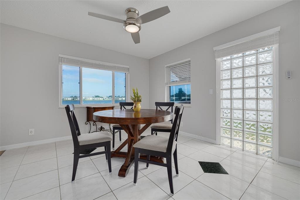 9705 MAINLANDS BOULEVARD W photo 19