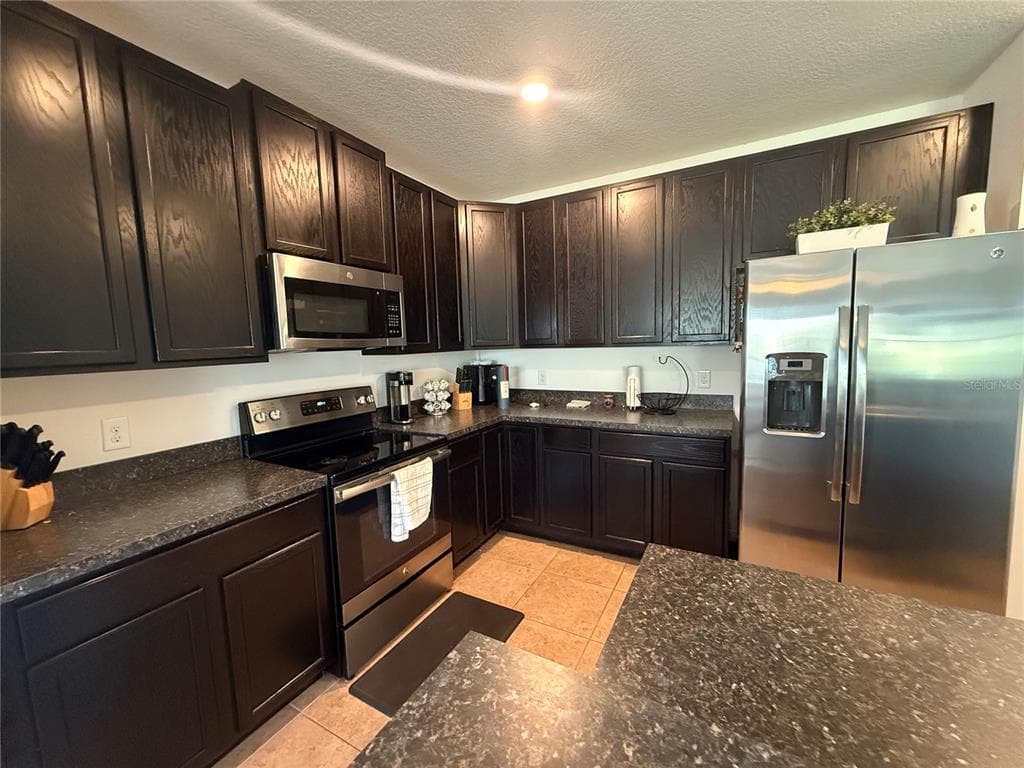 3374 REEDY GLEN DRIVE photo 6