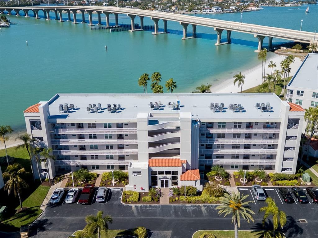 5901 BAHIA DEL MAR CIRCLE 521 photo 1