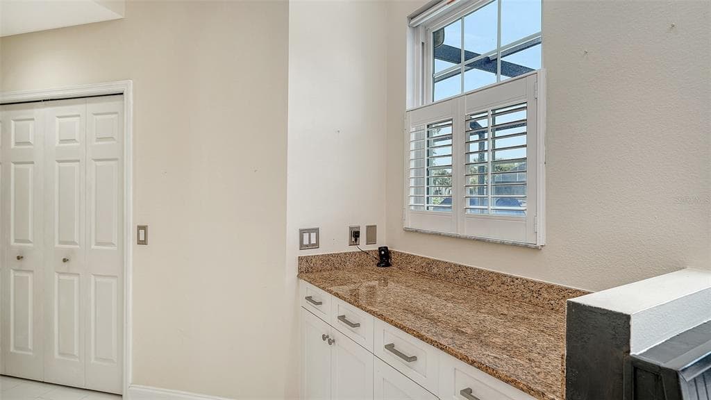 4707 CLIPPER DRIVE photo 16