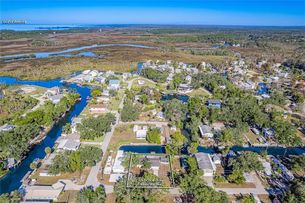 5261 CIRCLE DRIVE photo 12
