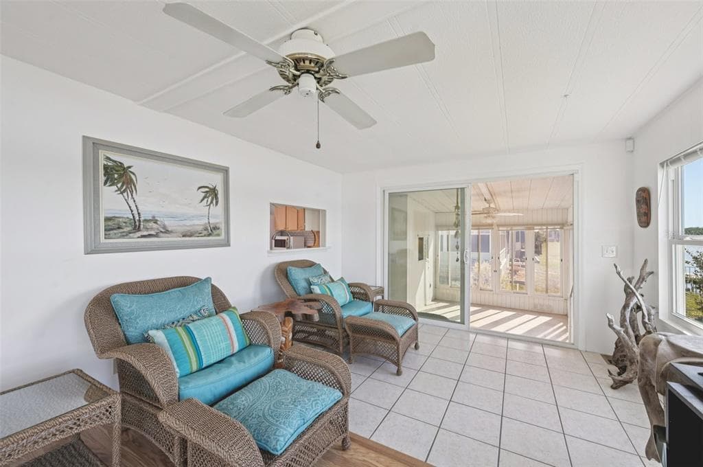 156 MARTINIQUE ROAD photo 11