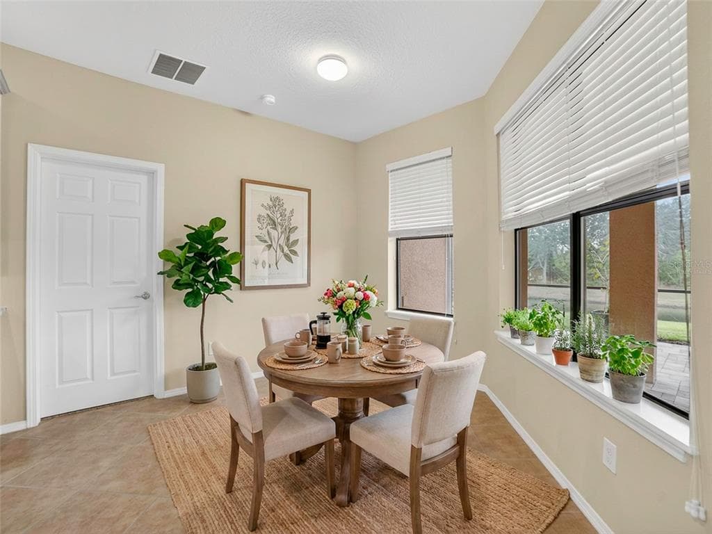 348 CEDAR FALLS DRIVE photo 8