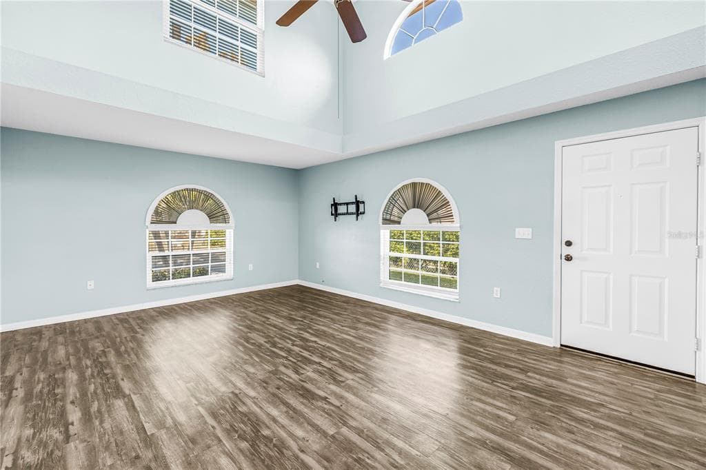 9049 ANTIGUA DRIVE photo 11