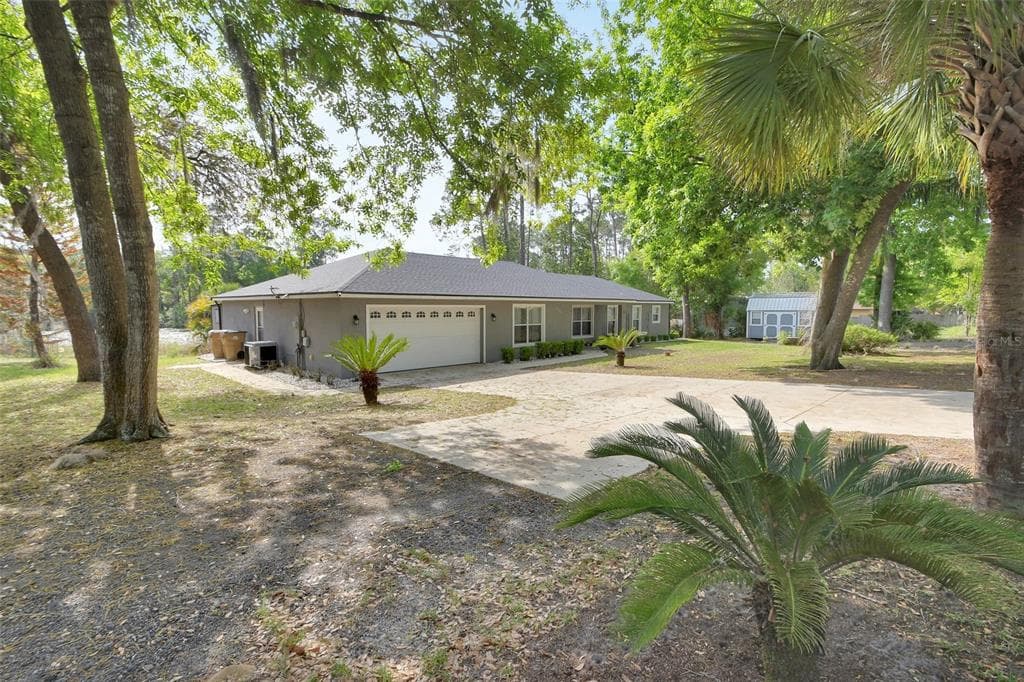 43746 SUNSET DRIVE photo 3