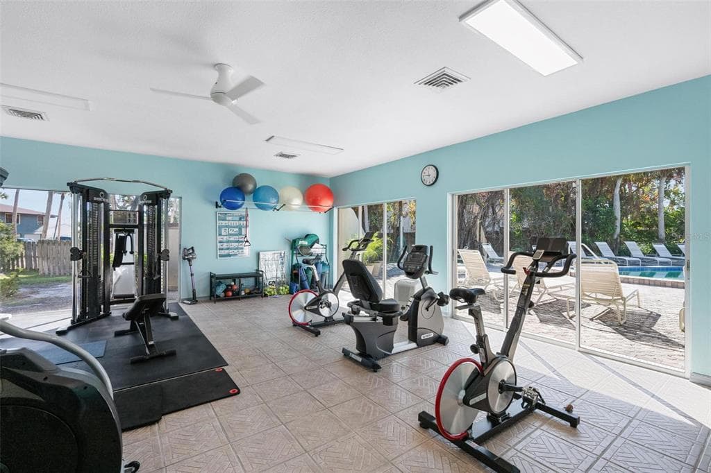 5260 GULF OF MEXICO DRIVE 403 photo 24