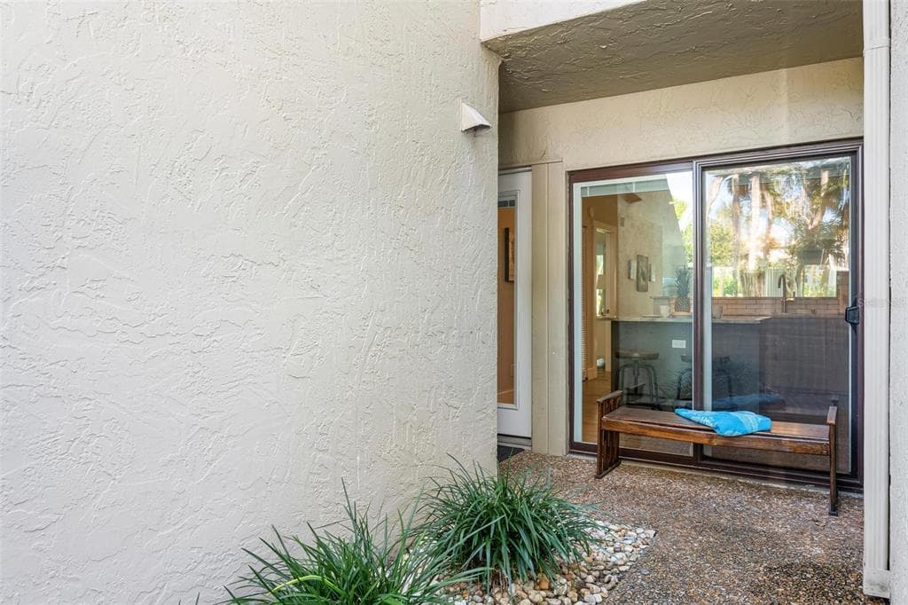 5260 GULF OF MEXICO DRIVE 403 photo 21