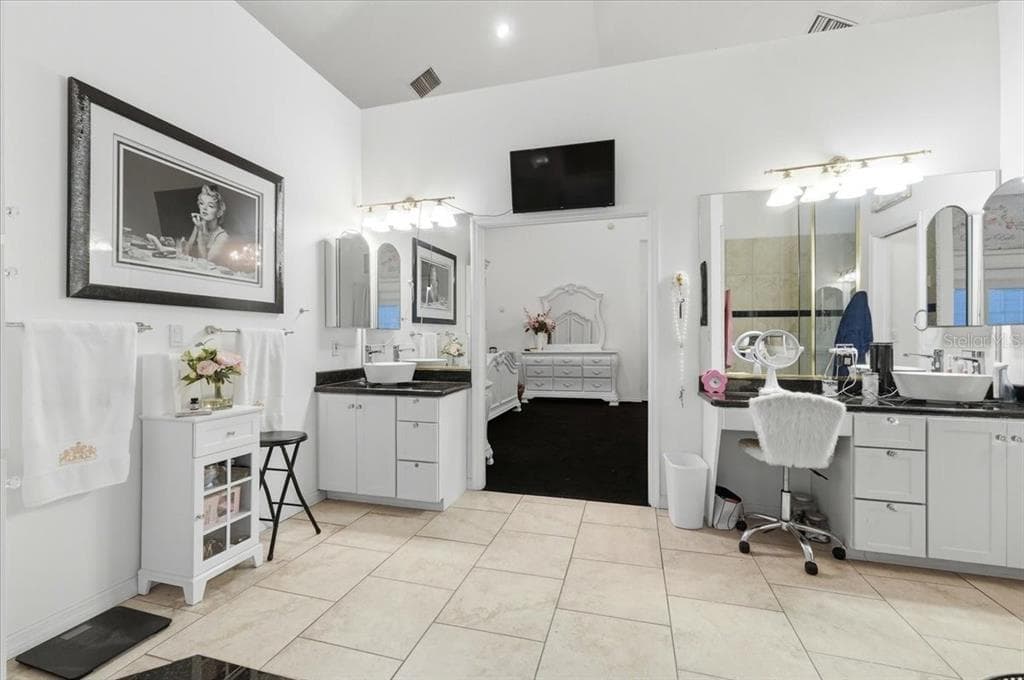 4703 RAMBLING RIVER ROAD photo 13