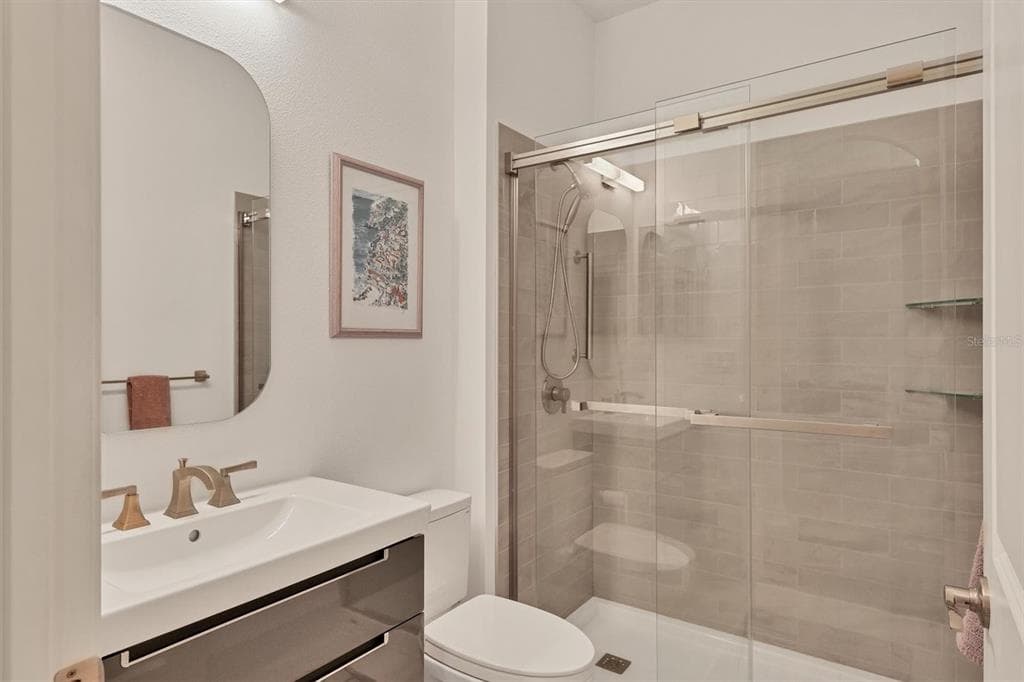 2414 VACCARO DRIVE photo 21