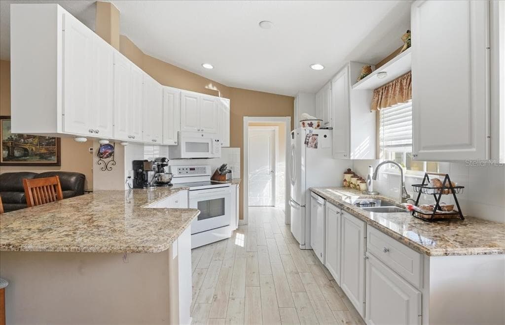 5546 MODENA PLACE photo 4