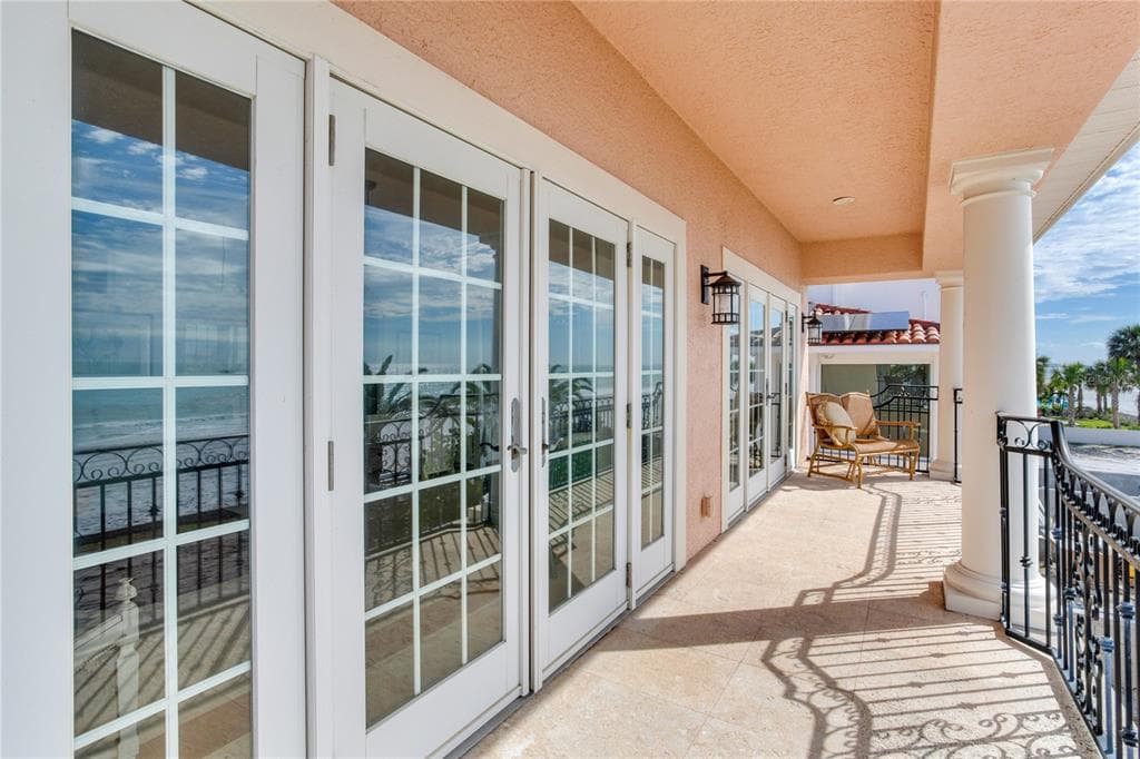 16116 GULF BOULEVARD photo 20
