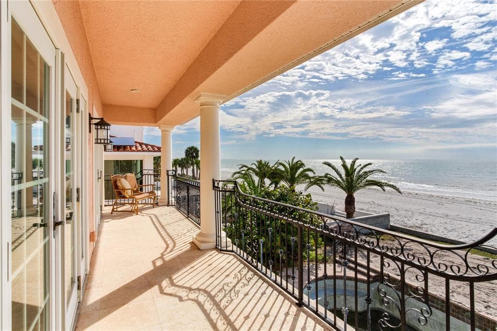 16116 GULF BOULEVARD photo 15