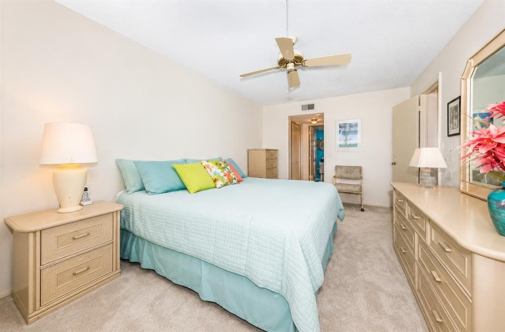 4725 COVE CIRCLE 808 photo 23