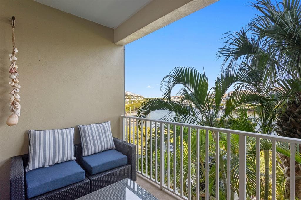 457 BAHIA BEACH BOULEVARD photo 9