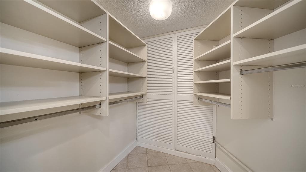 4835 GULF OF MEXICO DRIVE 106 photo 16