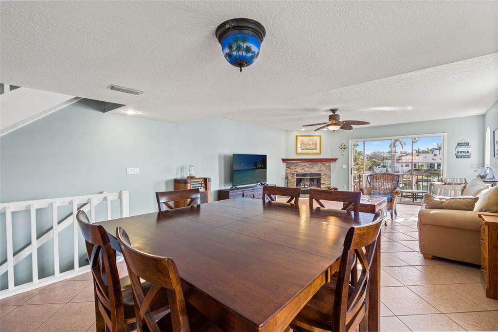 637 PINELLAS BAYWAY S 111 photo 21