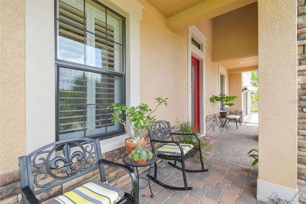 2566 LAKE MANOR DRIVE photo 8