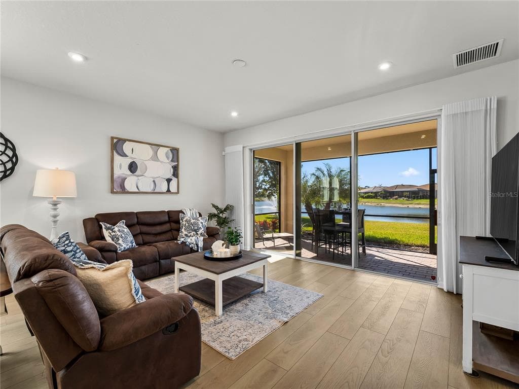 20381 MINUET PLACE photo 7