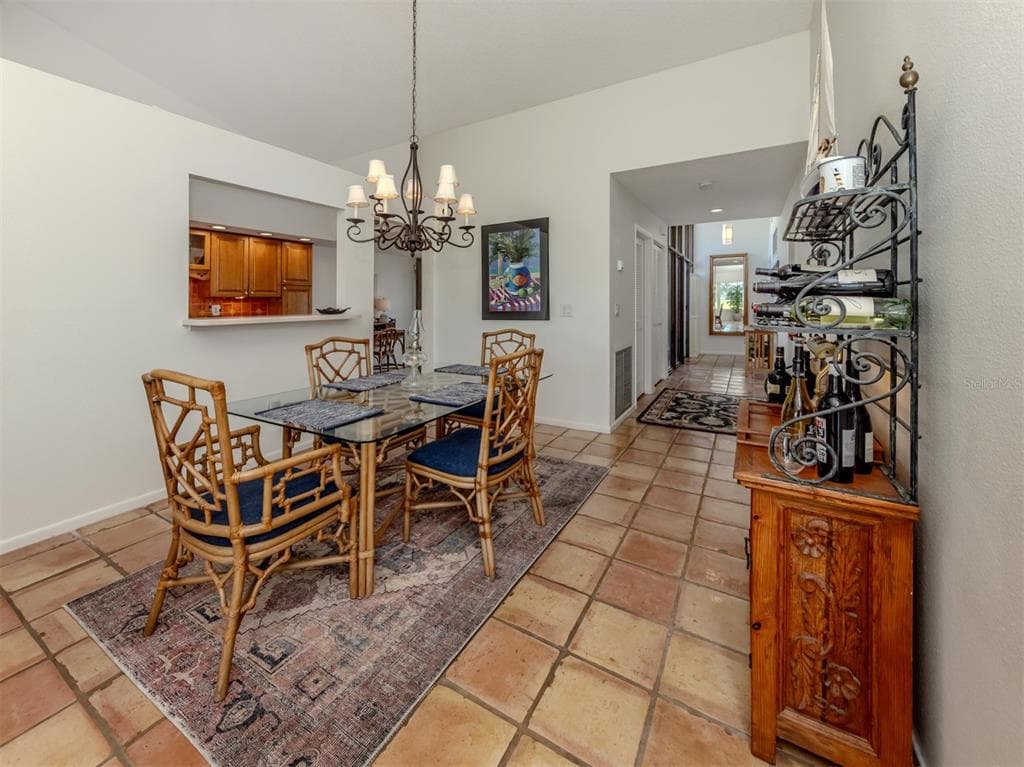 786 SARABAY ROAD 19 photo 18