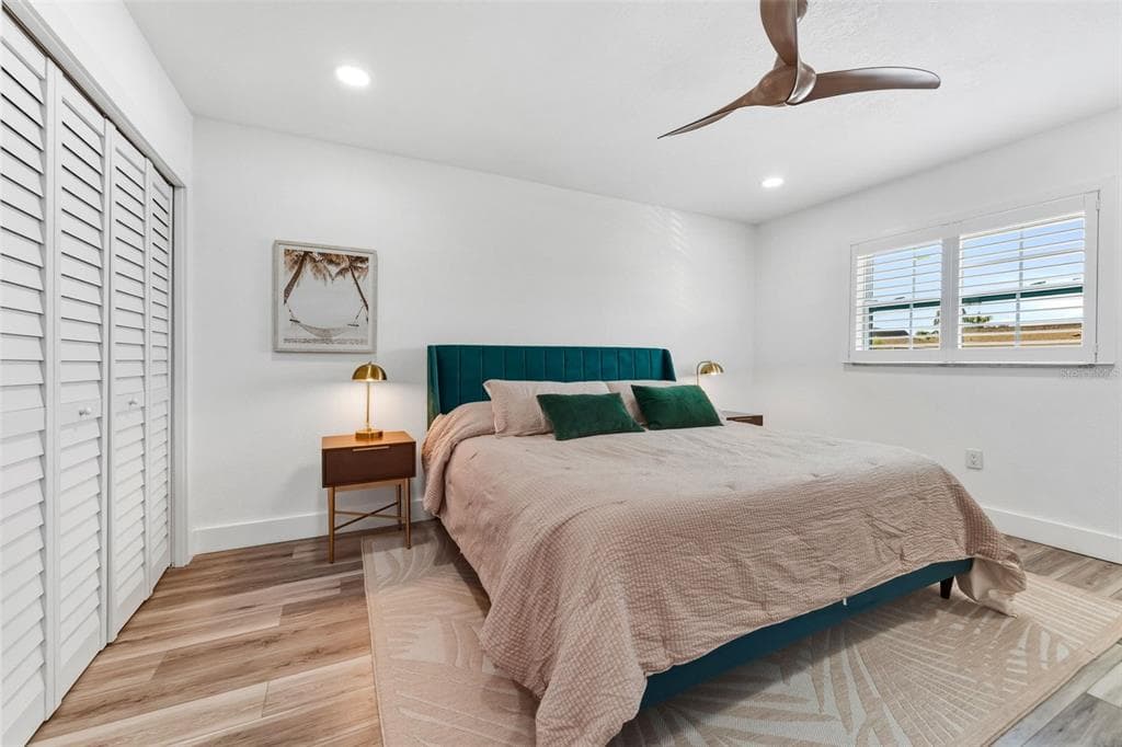 8806 BAY POINTE DRIVE 206 photo 16