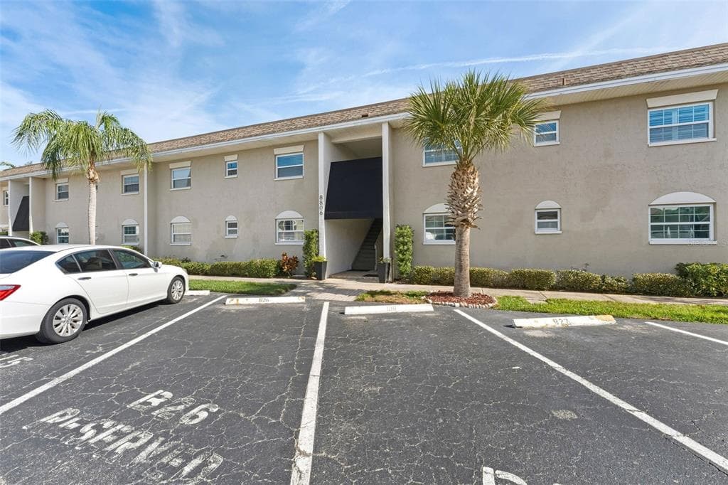 8806 BAY POINTE DRIVE 206 photo 7